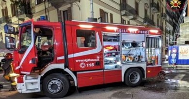 Torino, incendio condominio in centro città